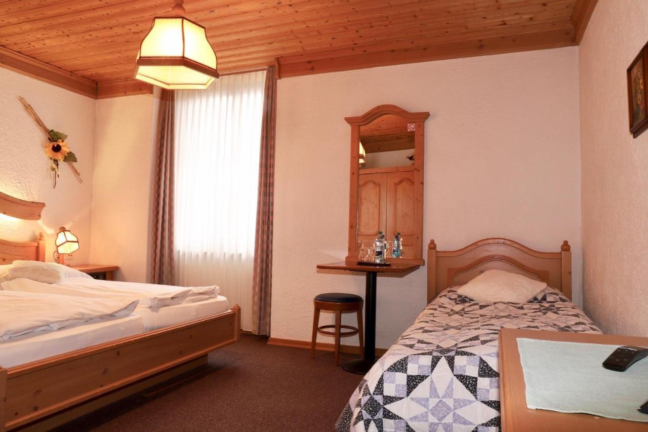 Hotel-Restaurant Weisses Kreuz Breitenbach Luaran gambar
